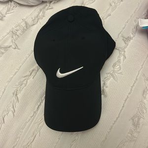 Black Nike Hat - never worn